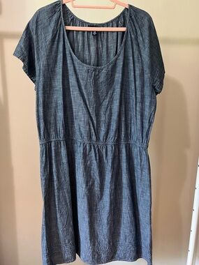 GAP Casual Chambray Scoop Neck Dress